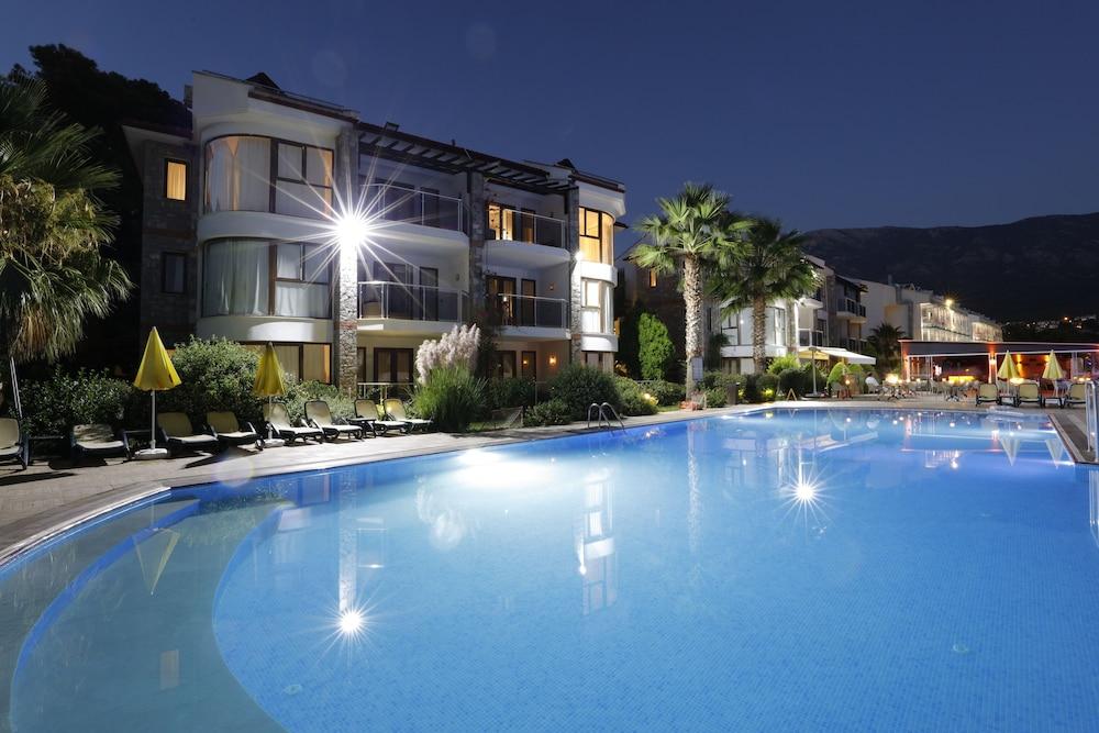 Golden Life Heights Deluxe Suite Hotel - Adult Only Ölüdeniz Eksteriør billede